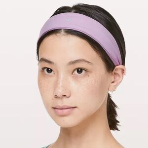 Lululemon Fly Away Tamer